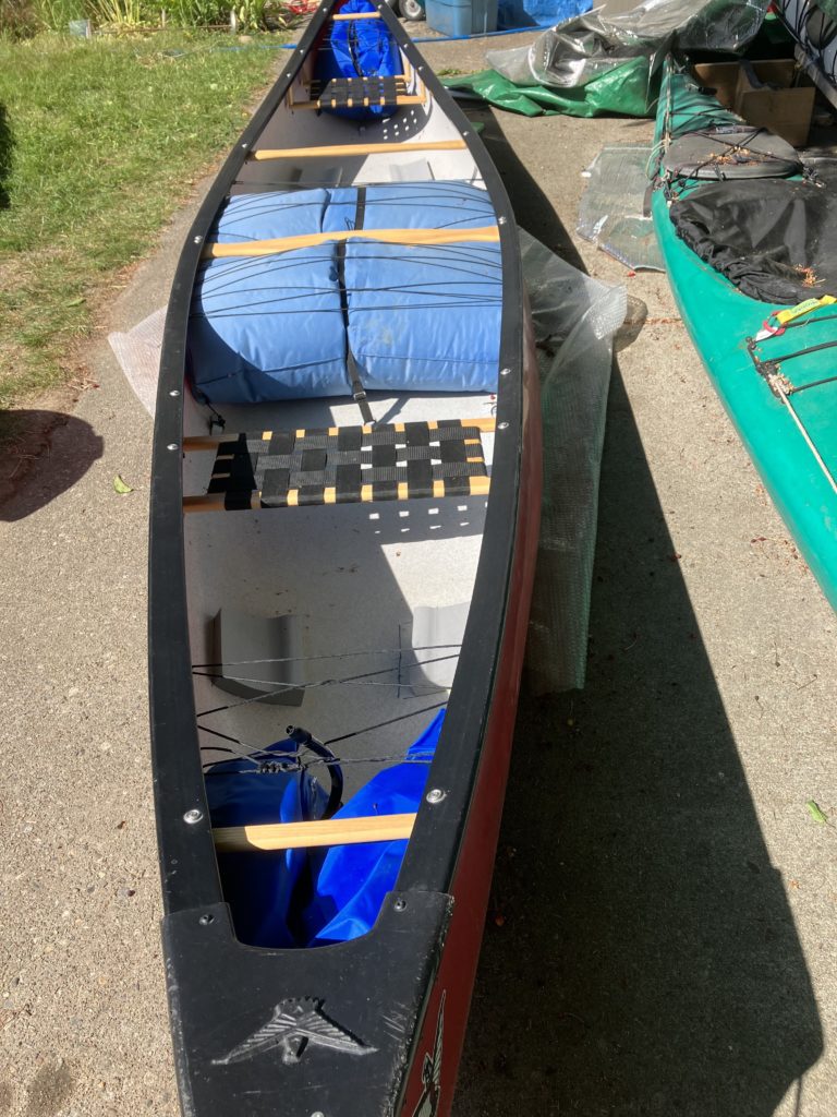 This 17ft canoe offeres a rugged construction for lake or moving water use. It has been outfitted with 12 D-ring anchors to which airbag floatation has been attached, for easy rescue in white water paddling. Available with or without float bags